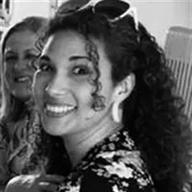 Suzanne søger: lejlighed eller rækkehus til leje i Frederiksberg eller Valby